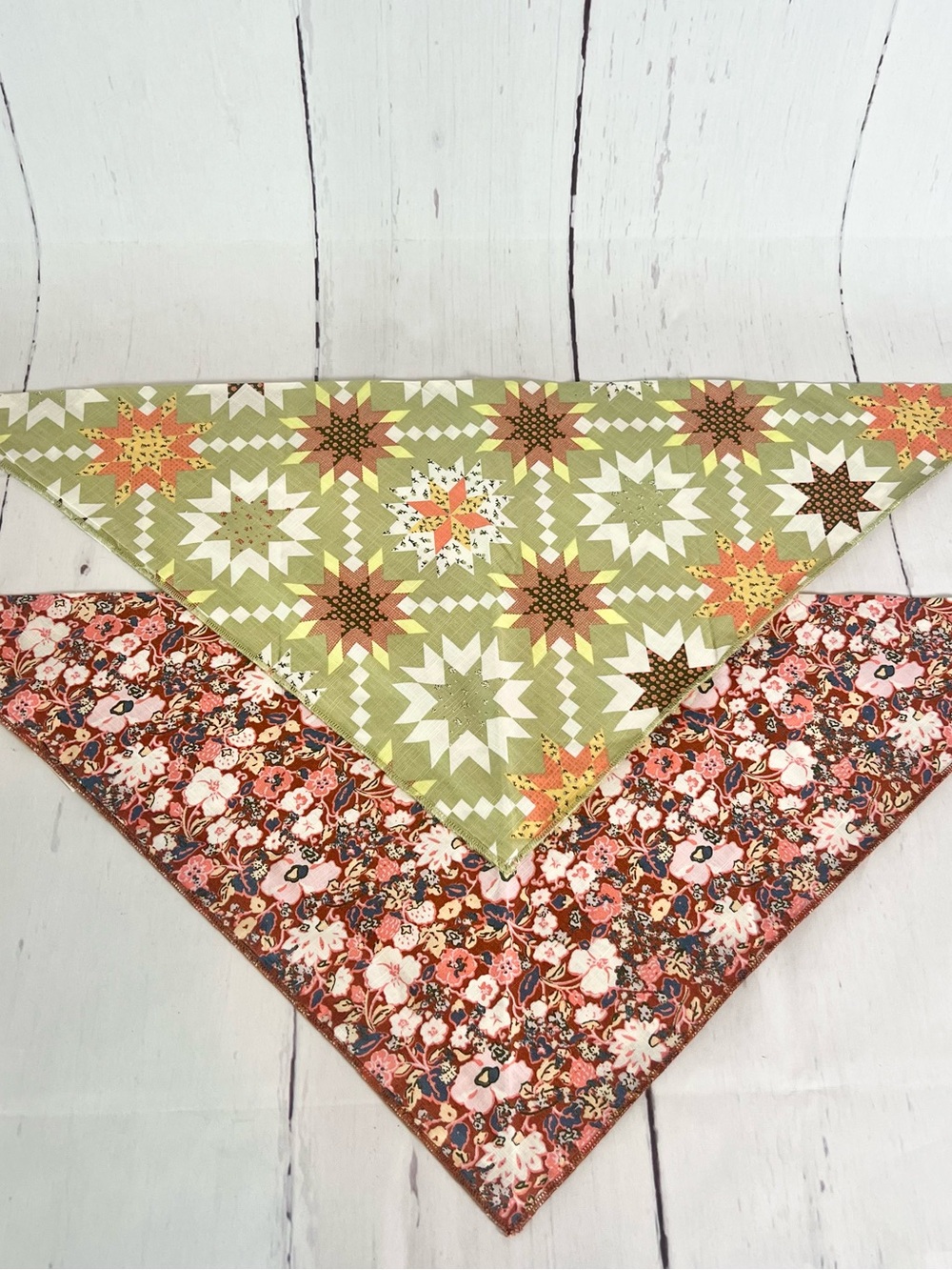 Boots and Barkley Pet Bandanas set of two NWOT